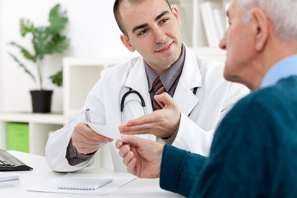 Allez chez le médecin pour libérer les hommes sur les hommes